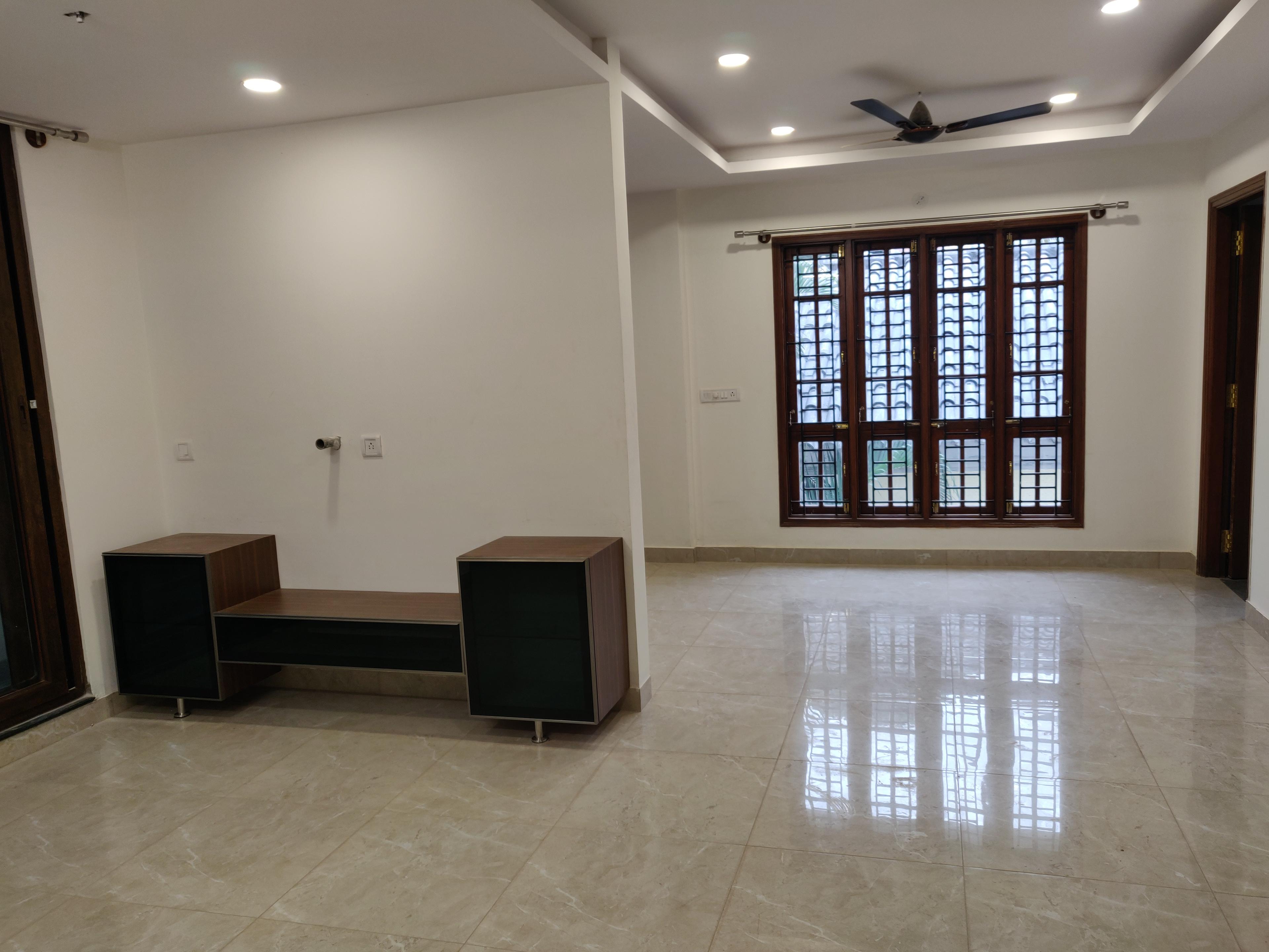 Koramangala Apartment Building photo 5